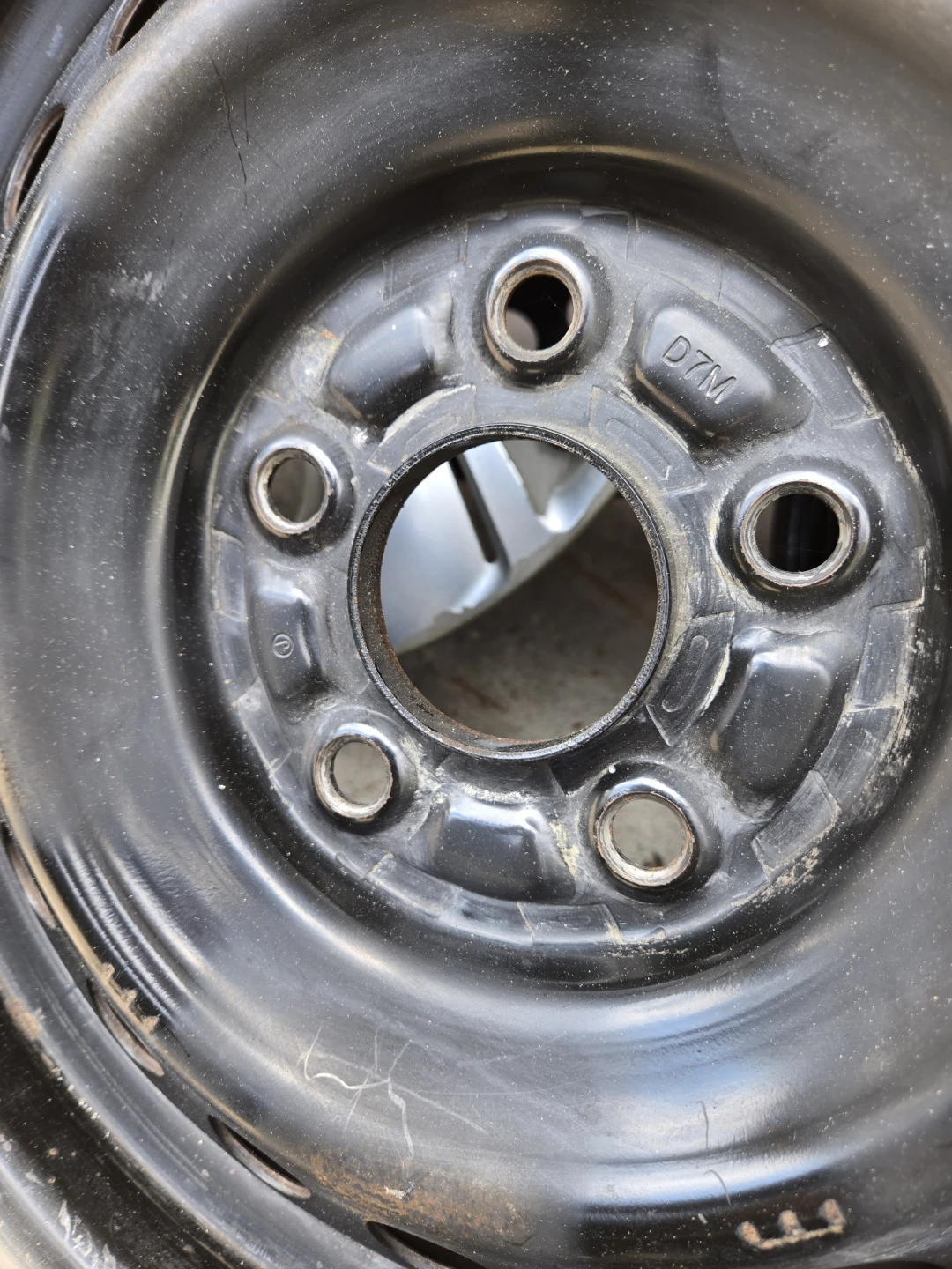 Honda  Civic OEM 15 Inches wheels and  Caps (4) $190 - photo 2