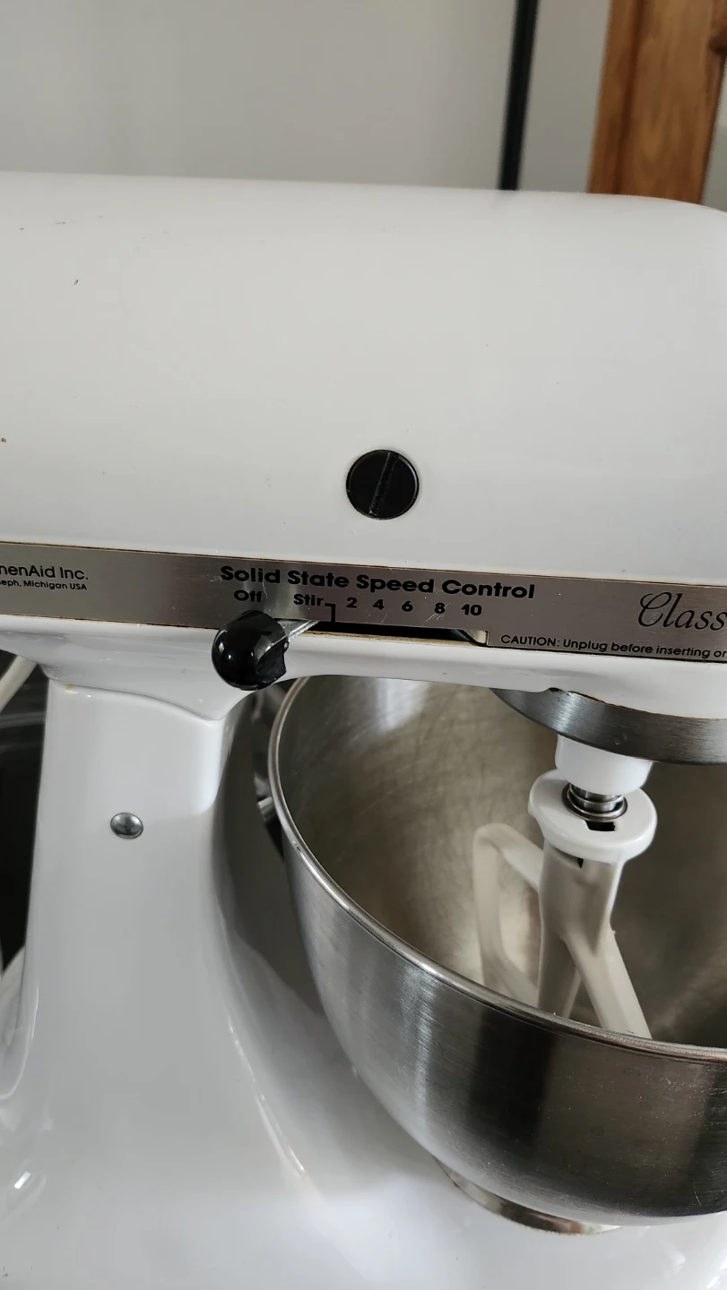 KitchenAid Classic Stand Mixer White - photo 2