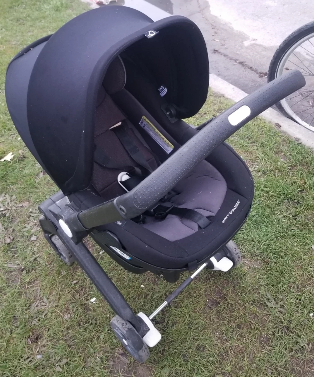 Evenflo Pivot Xpand Modular Travel System