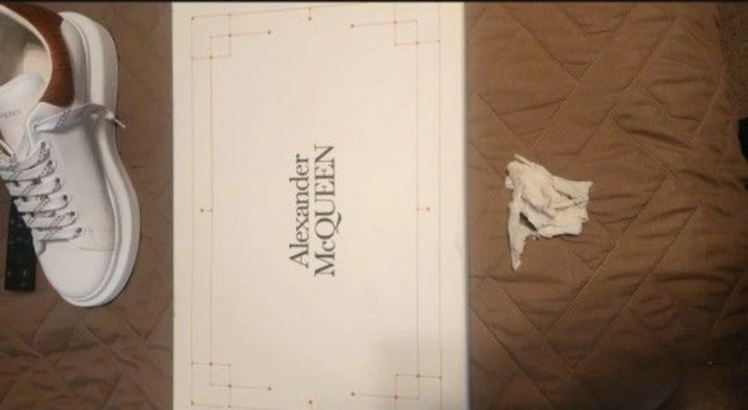 Alexander McQueen White Leather Oversized Sneakers - photo 4