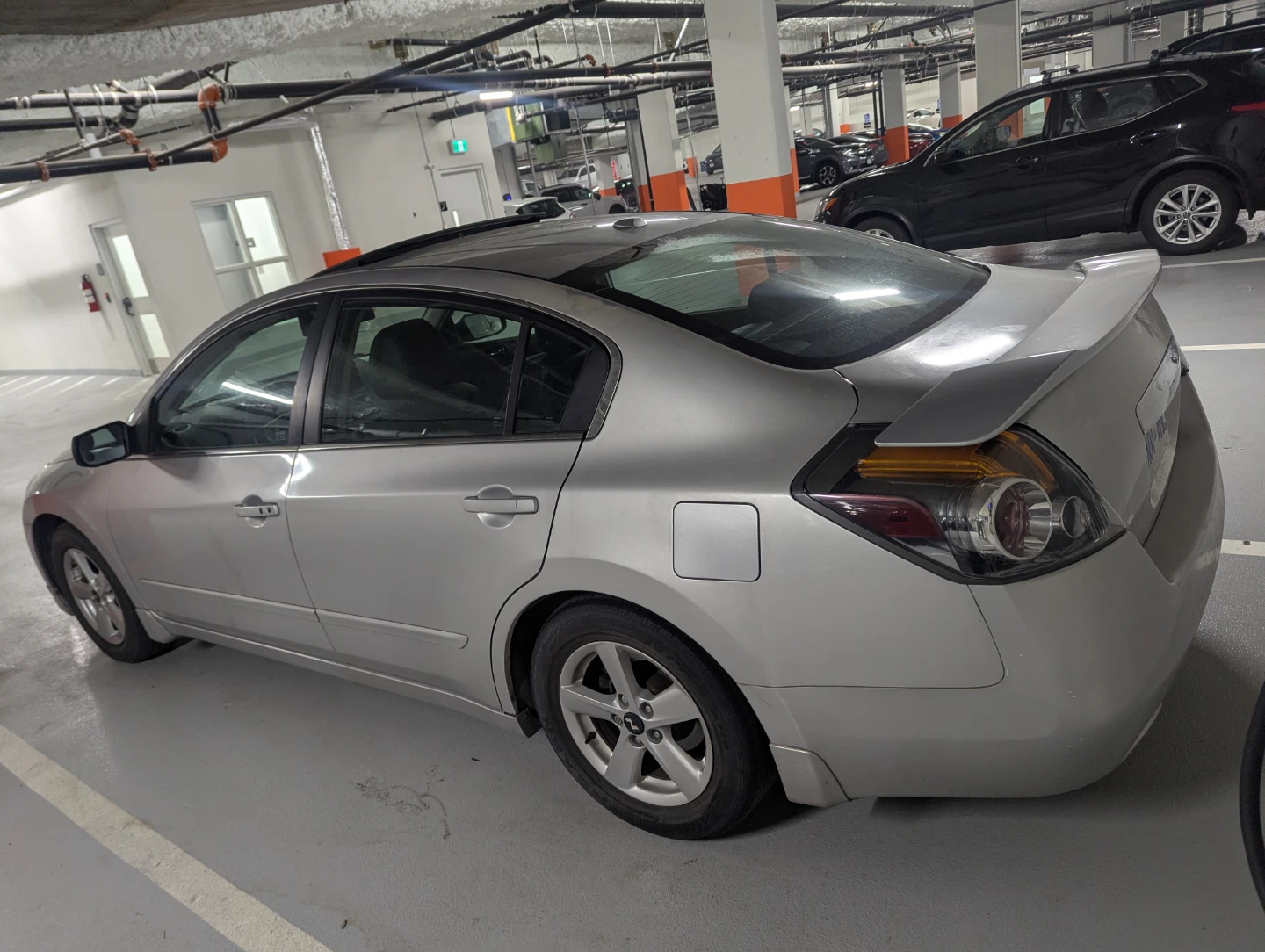 Silver Nissan Altima Sedan - photo 3