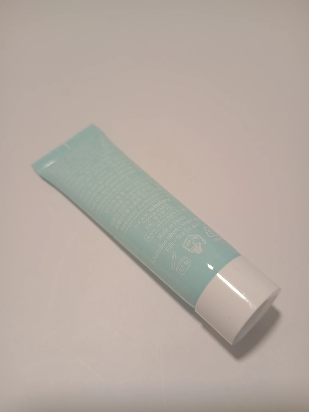 Sisley Eye and Lip Makeup Remover 15 ml - photo 2