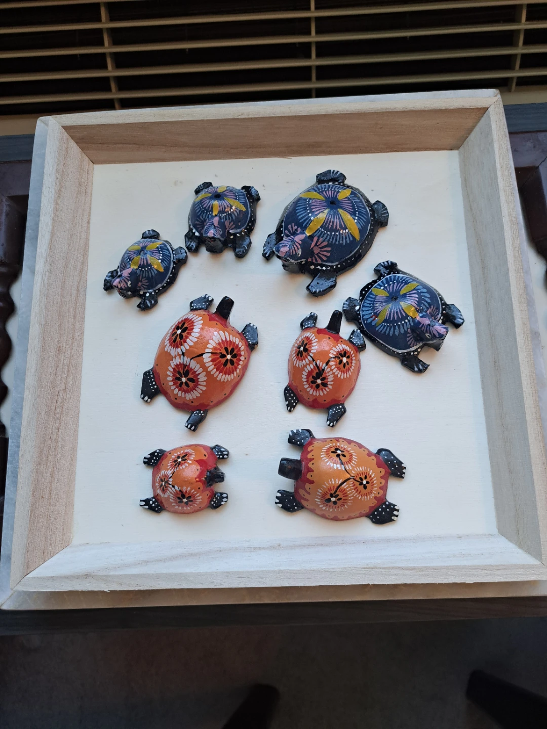 Set of 8 Decorative Painted Turtles