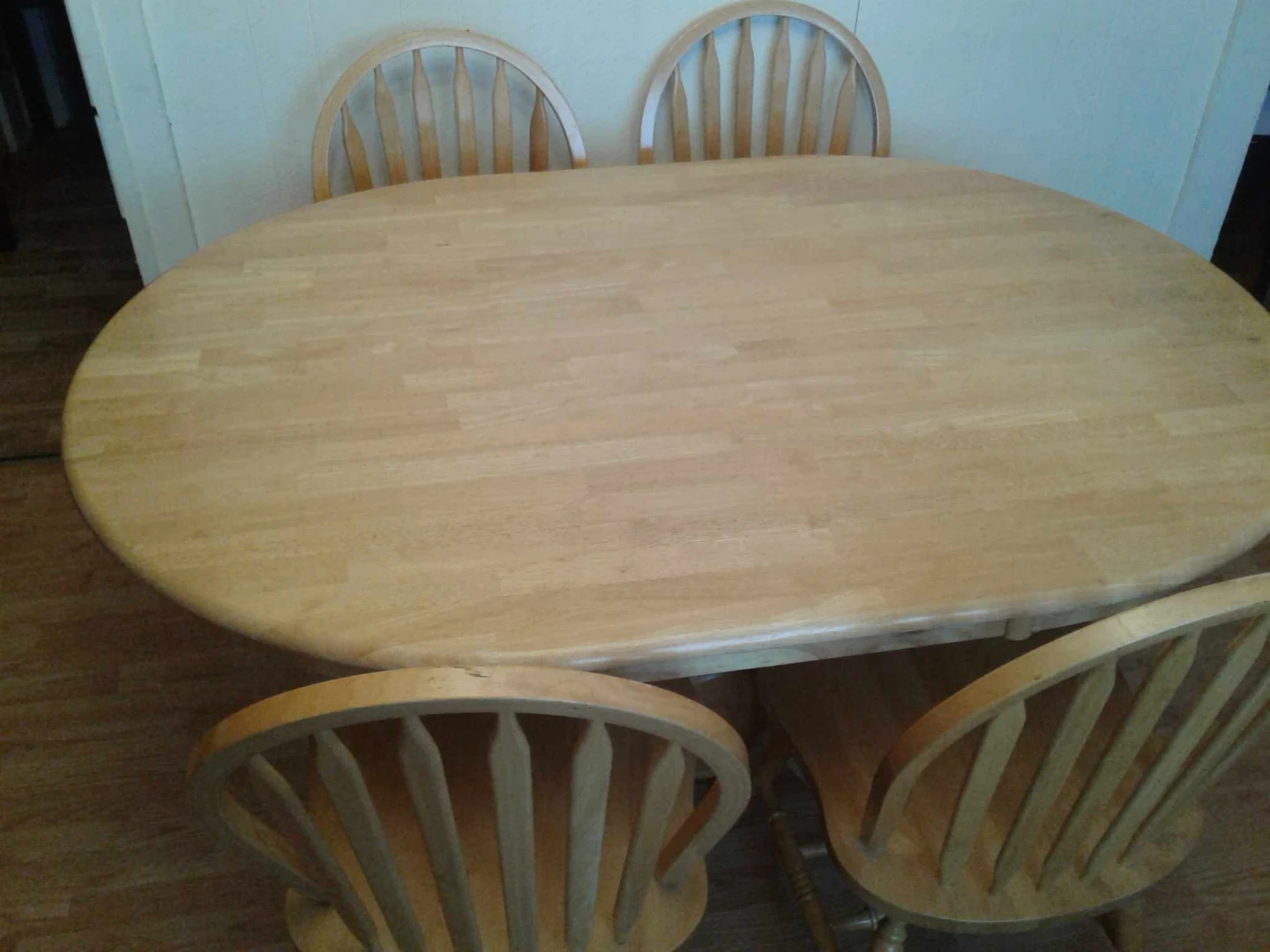 Oval Solid Wood Dining Table and Chairs