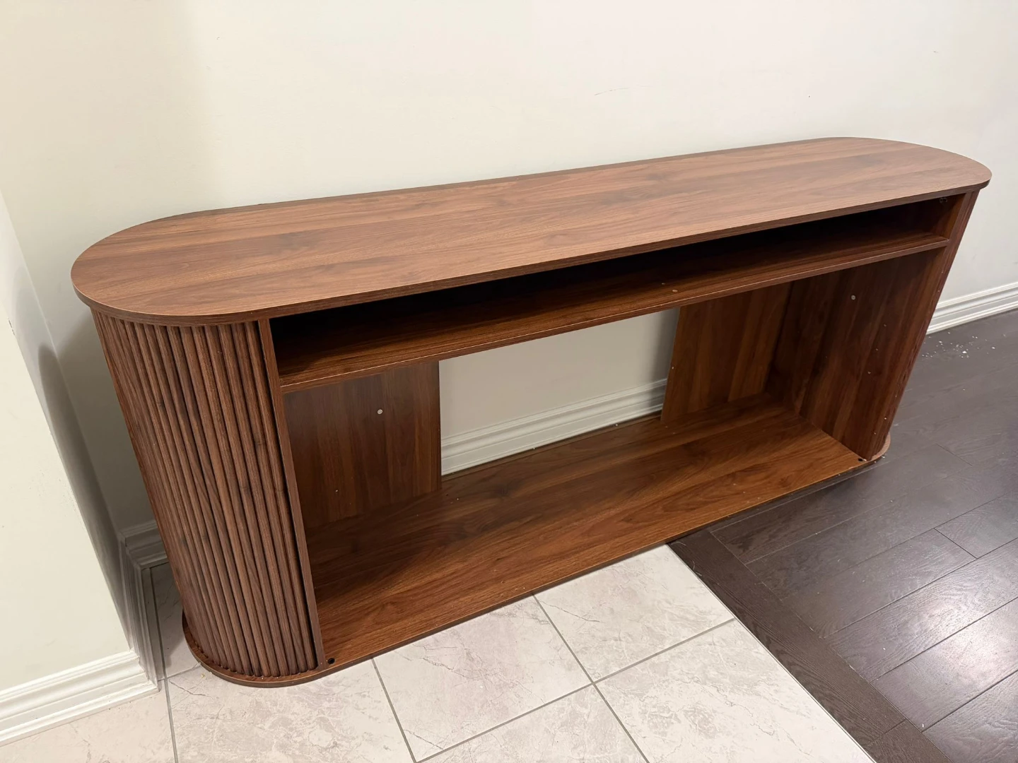Wood Console Table with Fluted Sides - photo 3