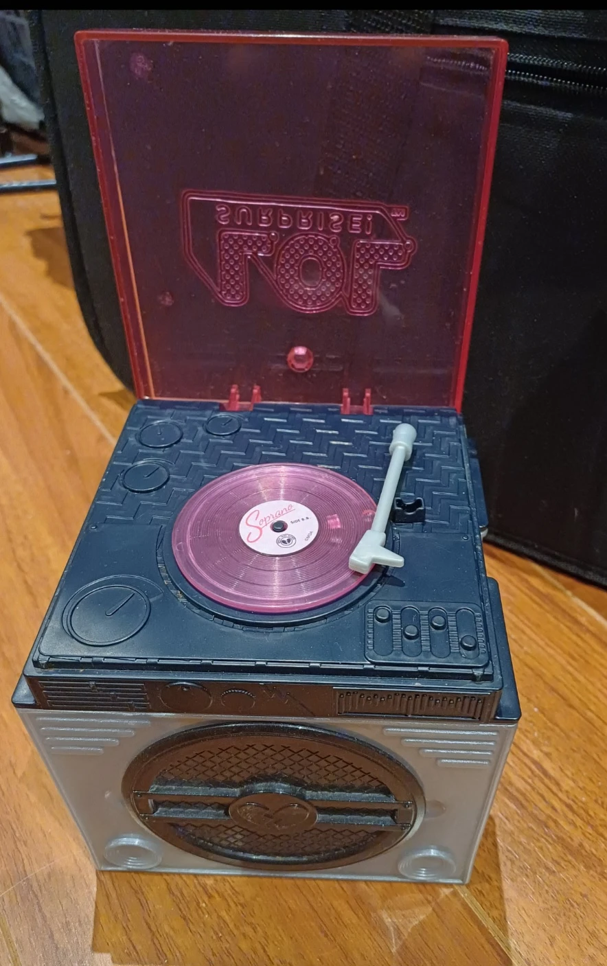 Free LOL Surprise Remix "Turntable Toy"