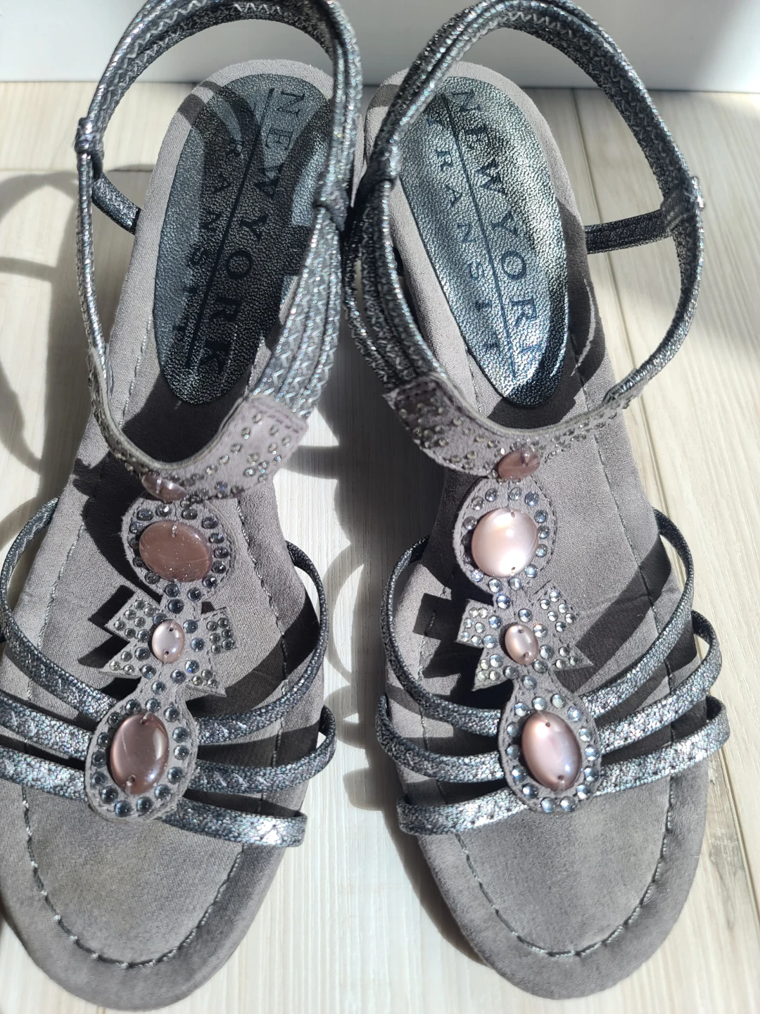 New York Transit Embellished Wedge Sandals - photo 2