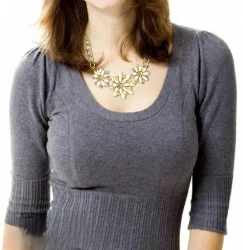 Daisy Flower Necklace - photo 3