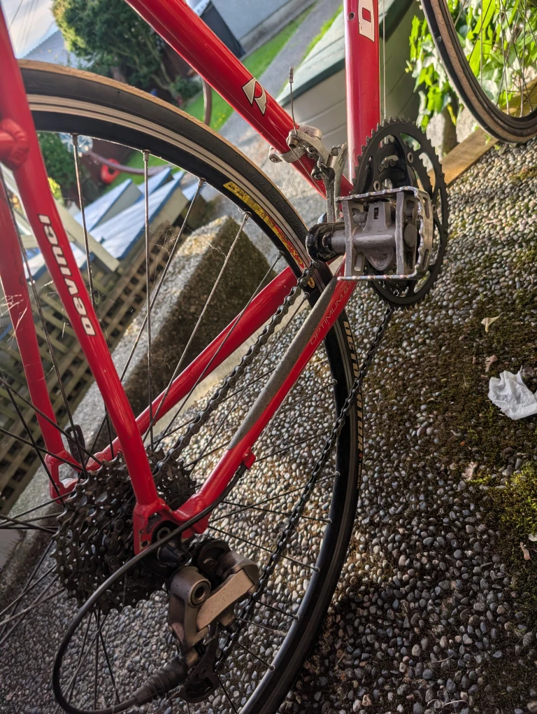 Red Devinci Sydney / Oslo Road Bike - photo 4