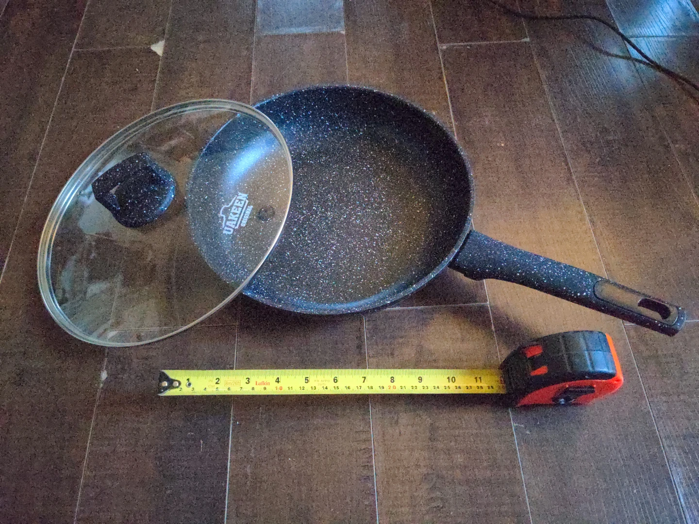 Large Deep Pan Nonstick with Lid (New/Unused)