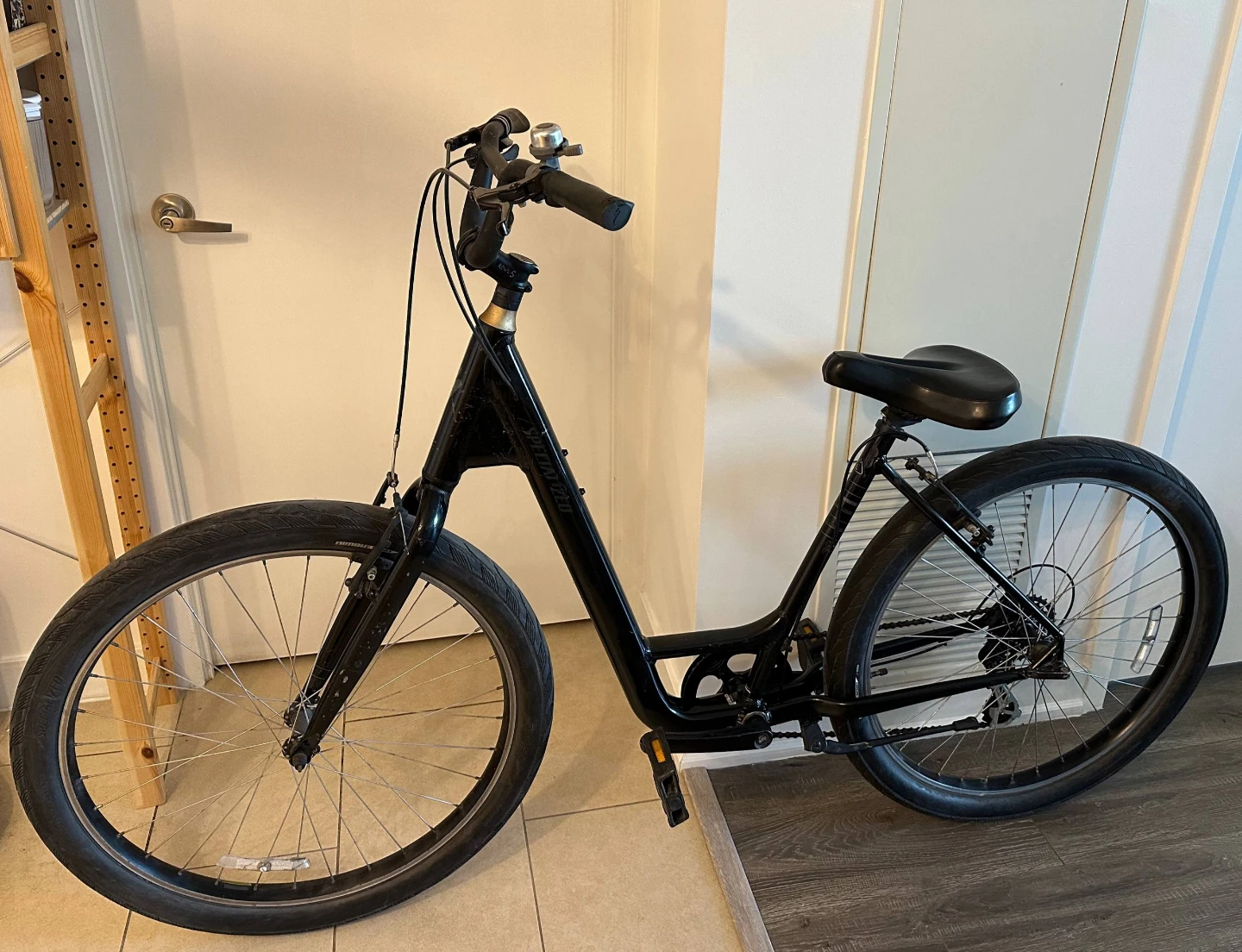Specialized Roll Low Entry Bike