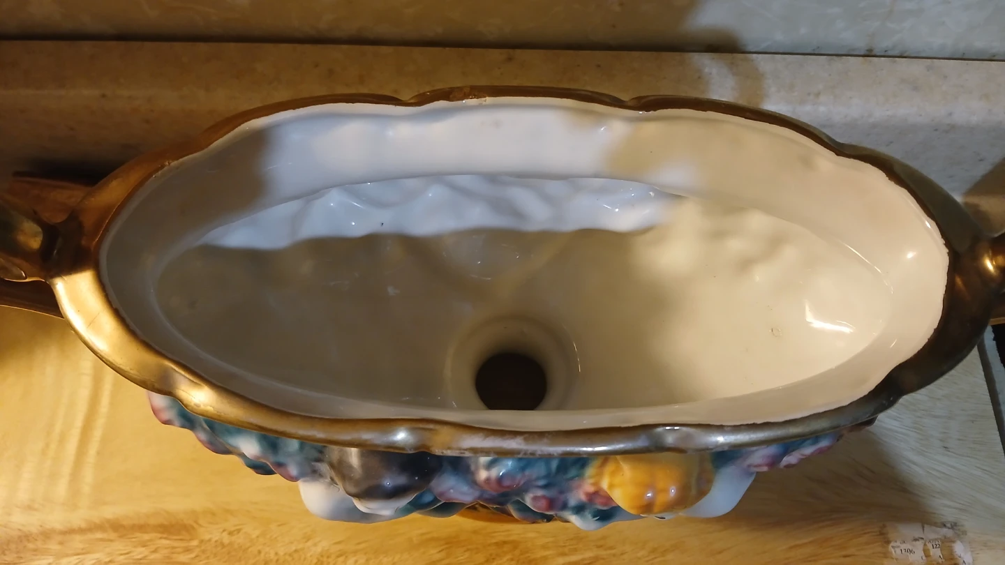 Beautiful oval bowl for $5.00 - photo 4