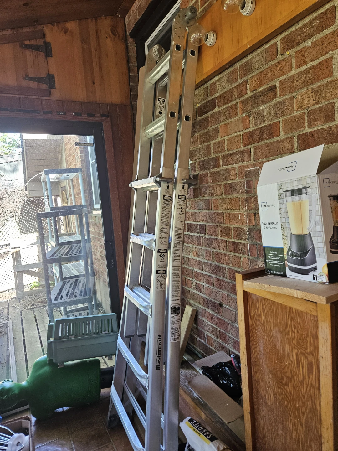 Mastercraft 300 lb / 136 kg Aluminum Ladder - photo 2