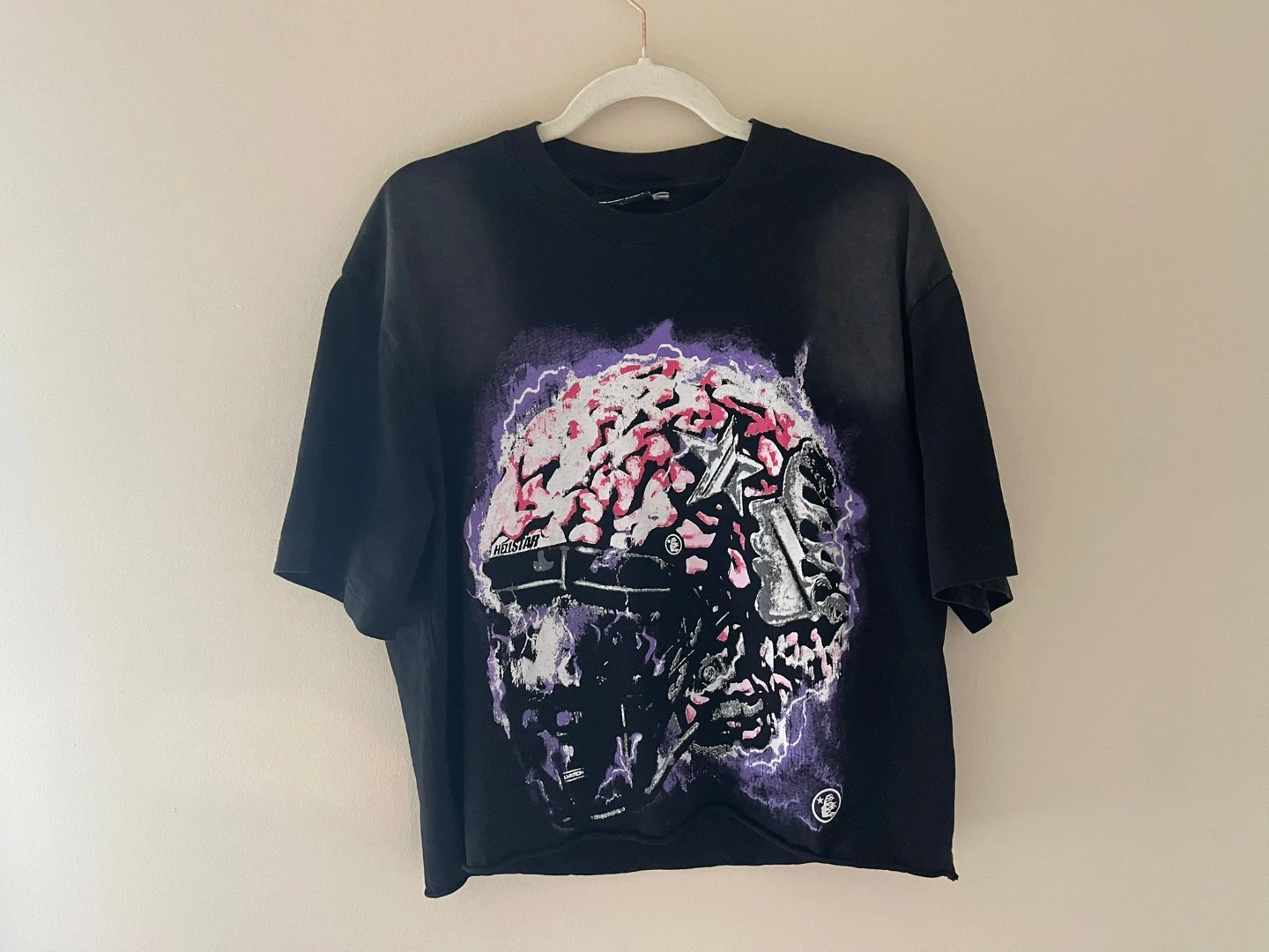 Hellstar "Powered by the Star!" Graphic T-Shirt