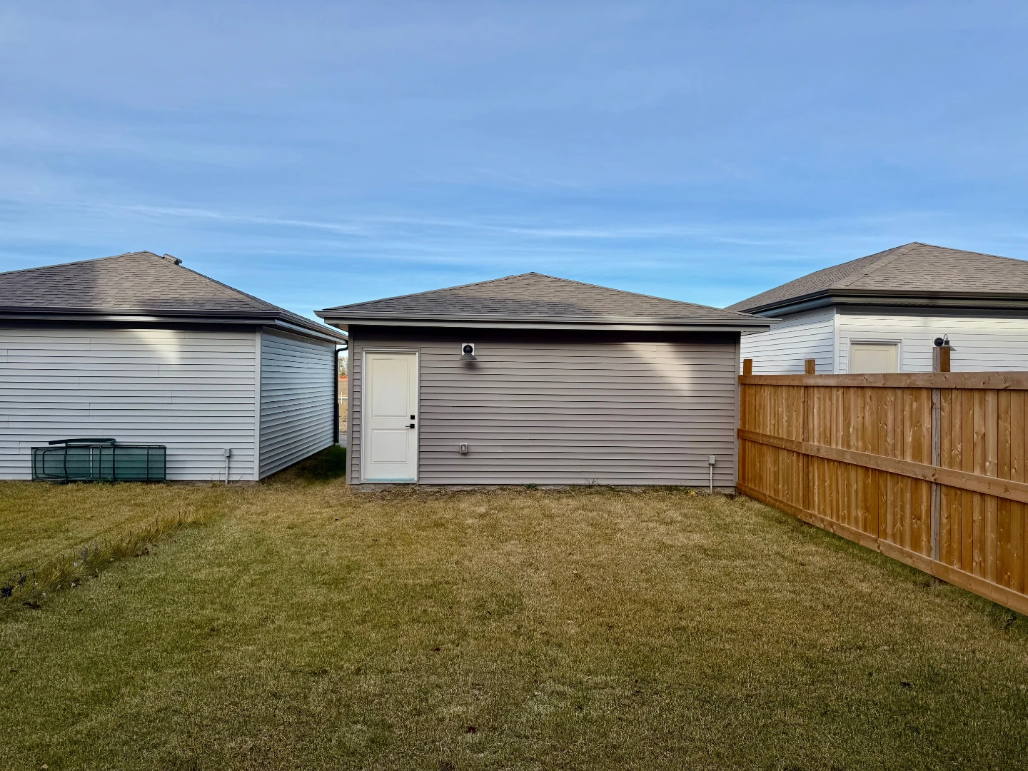 $439983 detached single family home with rear garage - photo 2