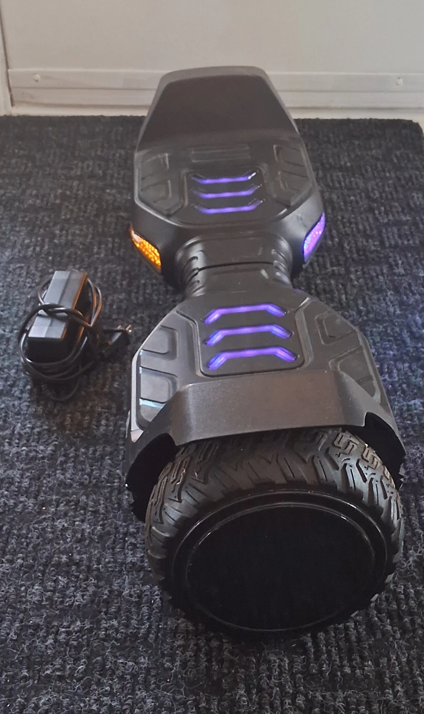 Gyroor Hoverboard Model G5 with Charger - photo 2