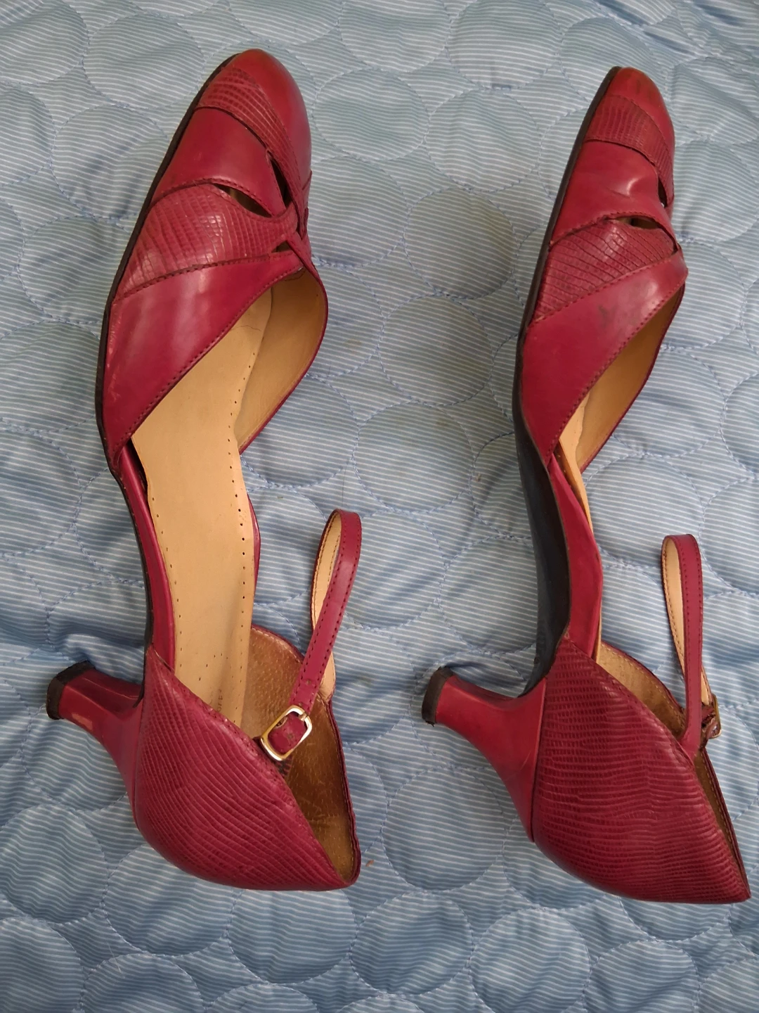 Easy Spirit Comfort Hot Pink Leather Cutout Heels Size 10B - photo 4