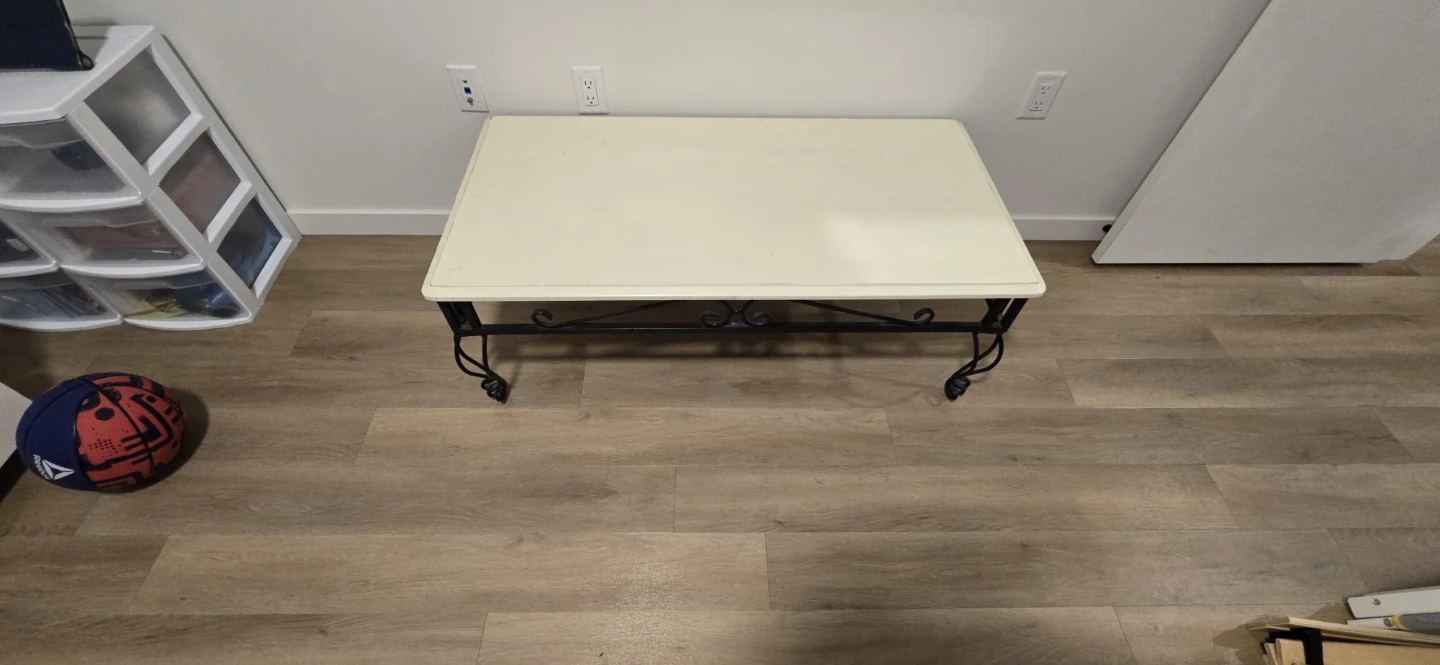 Coffee Table with Metal Legs - photo 2