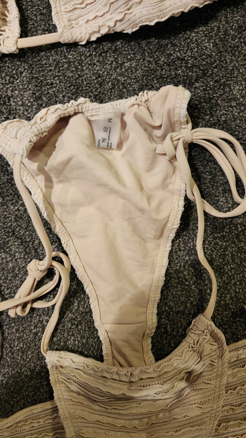 Cream Textured Bikini with Sarong - Size M - photo 3