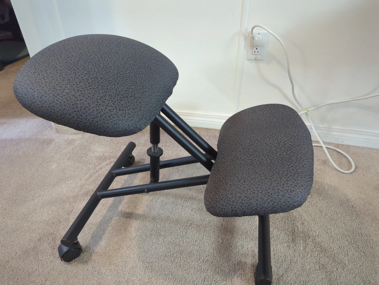 Kneeling chair - fabric fully adjustable and customizable