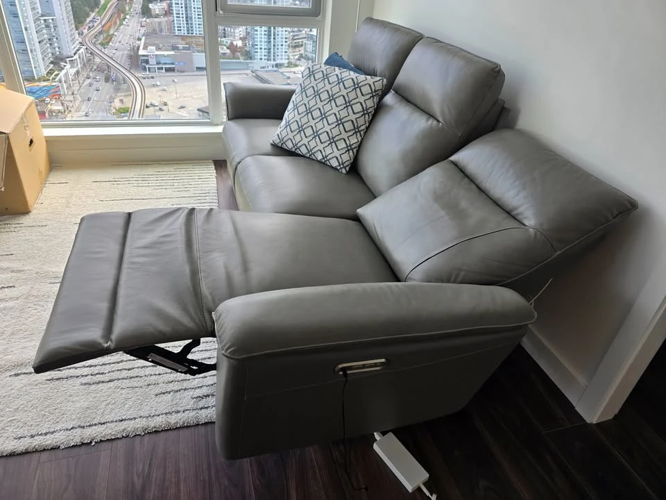 Grey Leather Power Reclining Sofa with USB Ports - photo 2