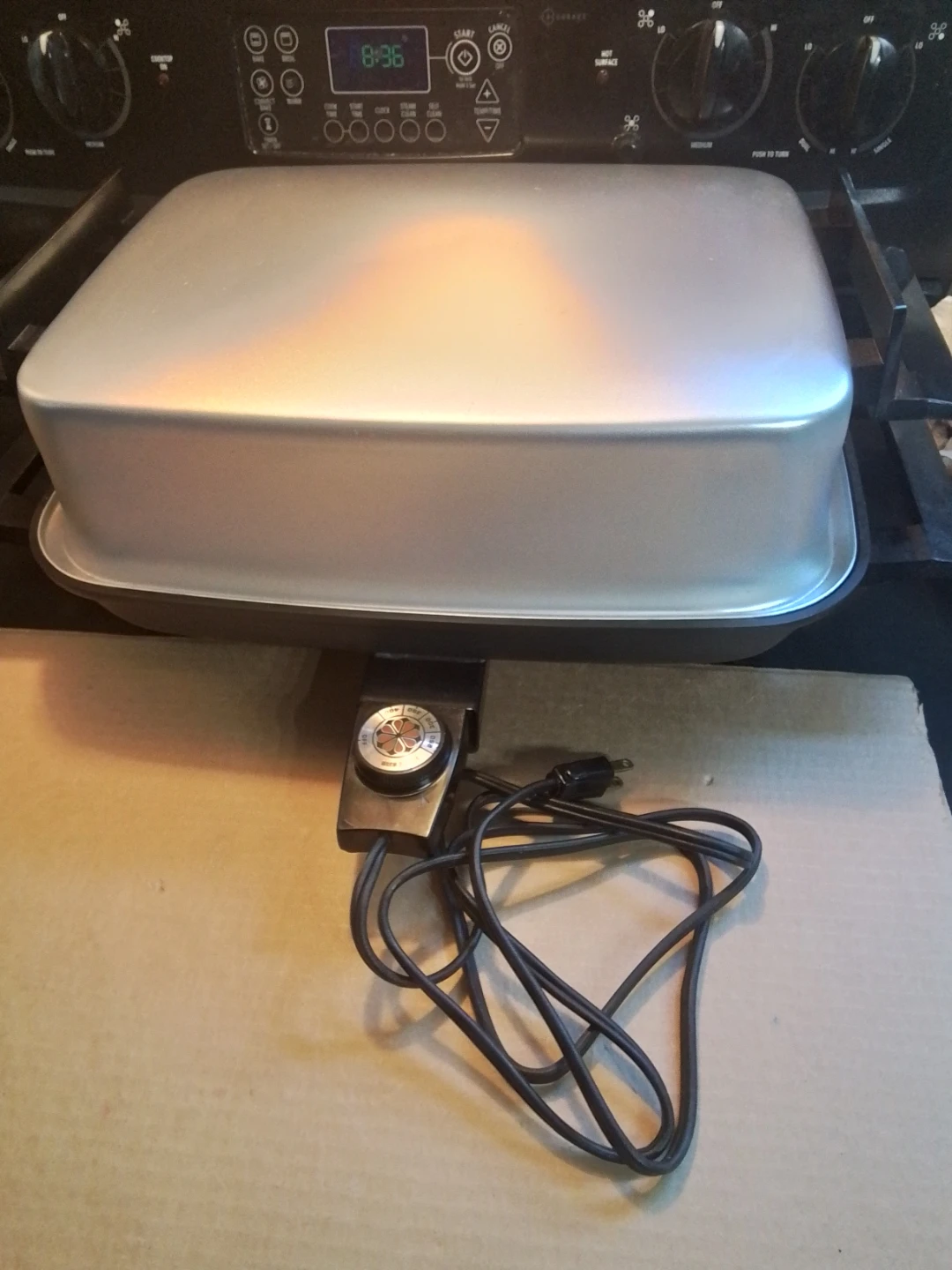 Vintage Lektro Miracle Maid Electric Skillet / Roaster - photo 3