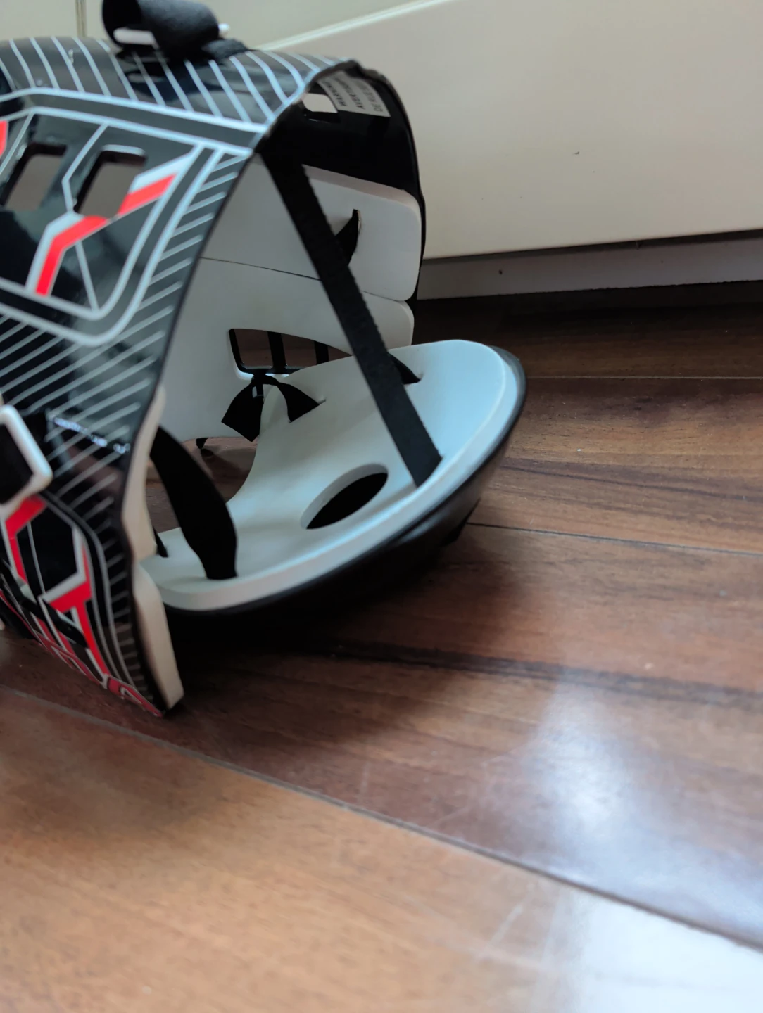 Roadblock Street Hockey Goalie Mask & Shin Guards - photo 2