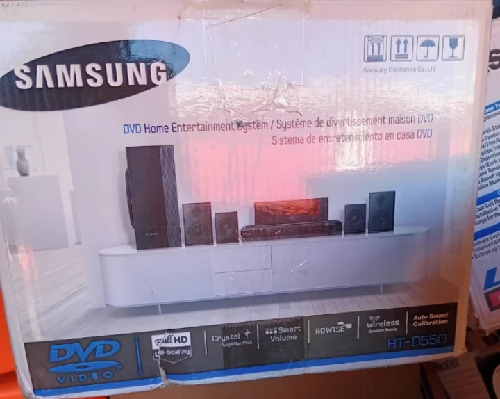 Samsung DVD Home Entertainment System HT-D550