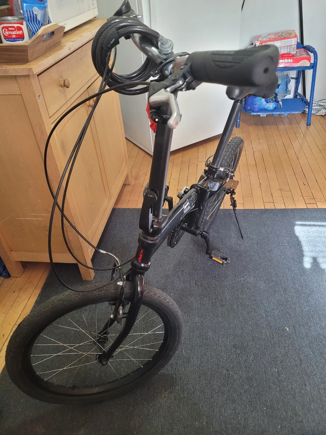 X spec 7speed 20in. Folding bike great condition. - photo 2