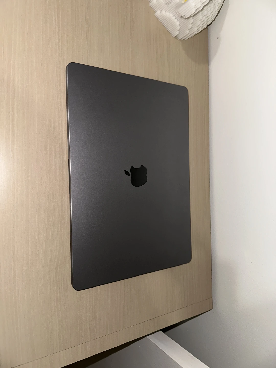 Apple MacBook Pro Laptop - photo 2