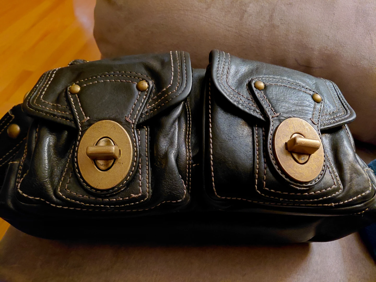 Retro Coach Leather Handbag with Front Flap Pockets - photo 5
