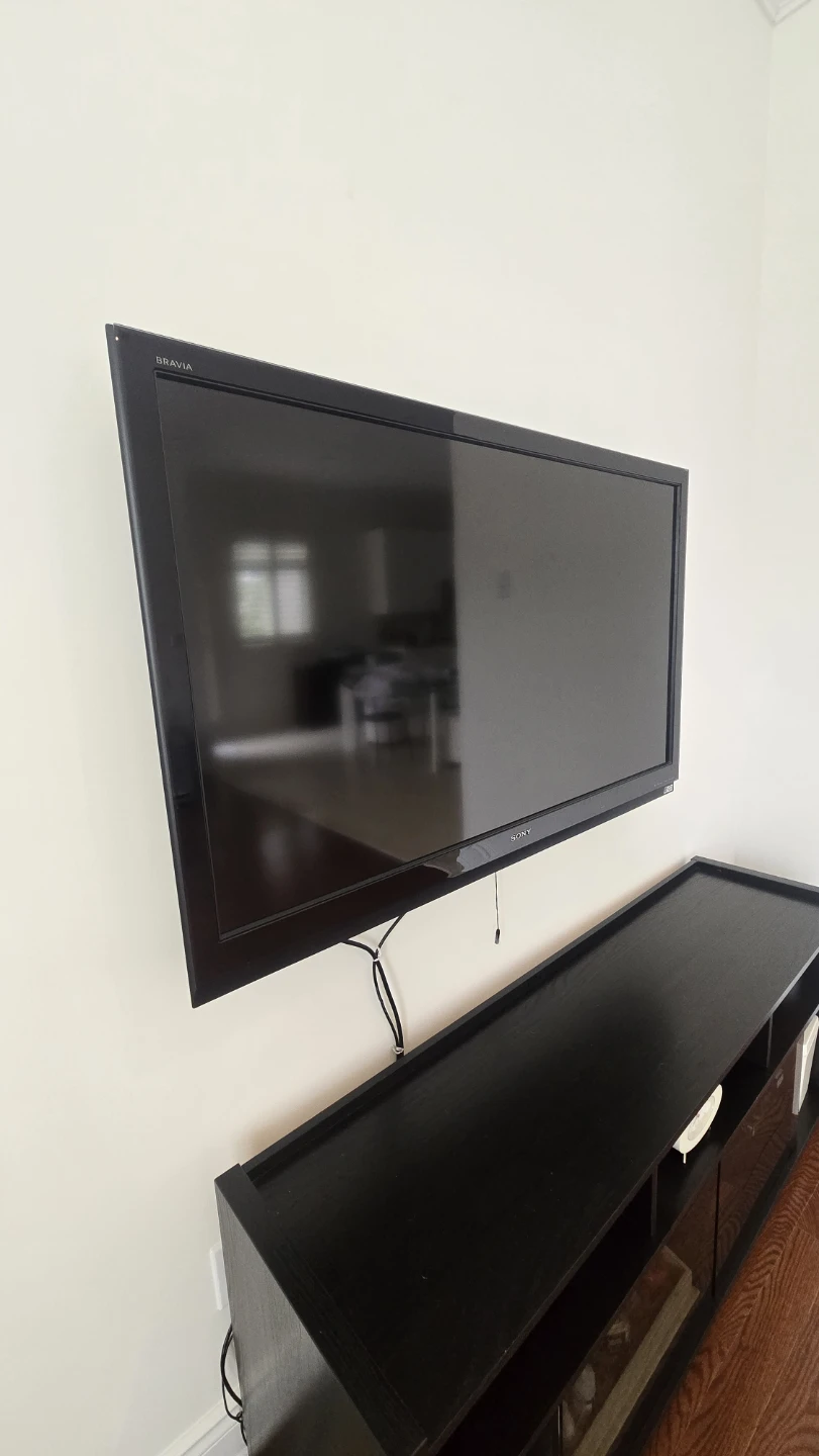 Sony Bravia Flat Screen TV - photo 3