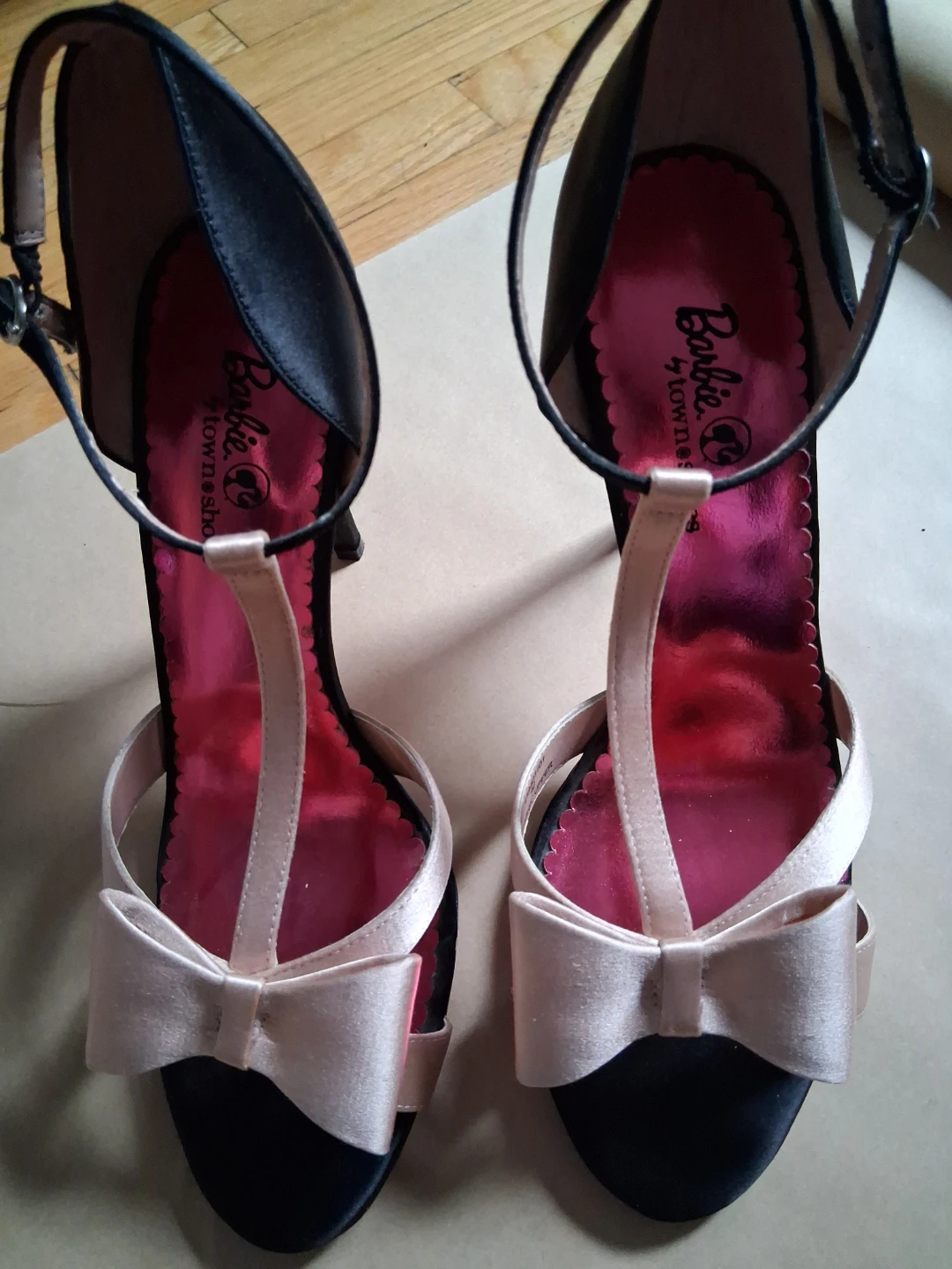Barbie "by Town Shoes" T-Strap Heels with Bows - photo 2