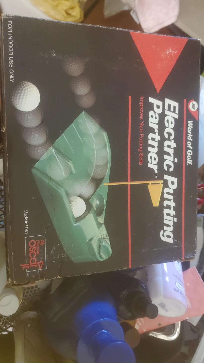 World of Golf Electric Putting Partner