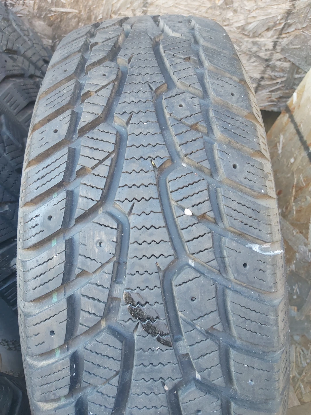 Winter Tires - Laufenn SF-W11 185/65R14 86T - photo 4