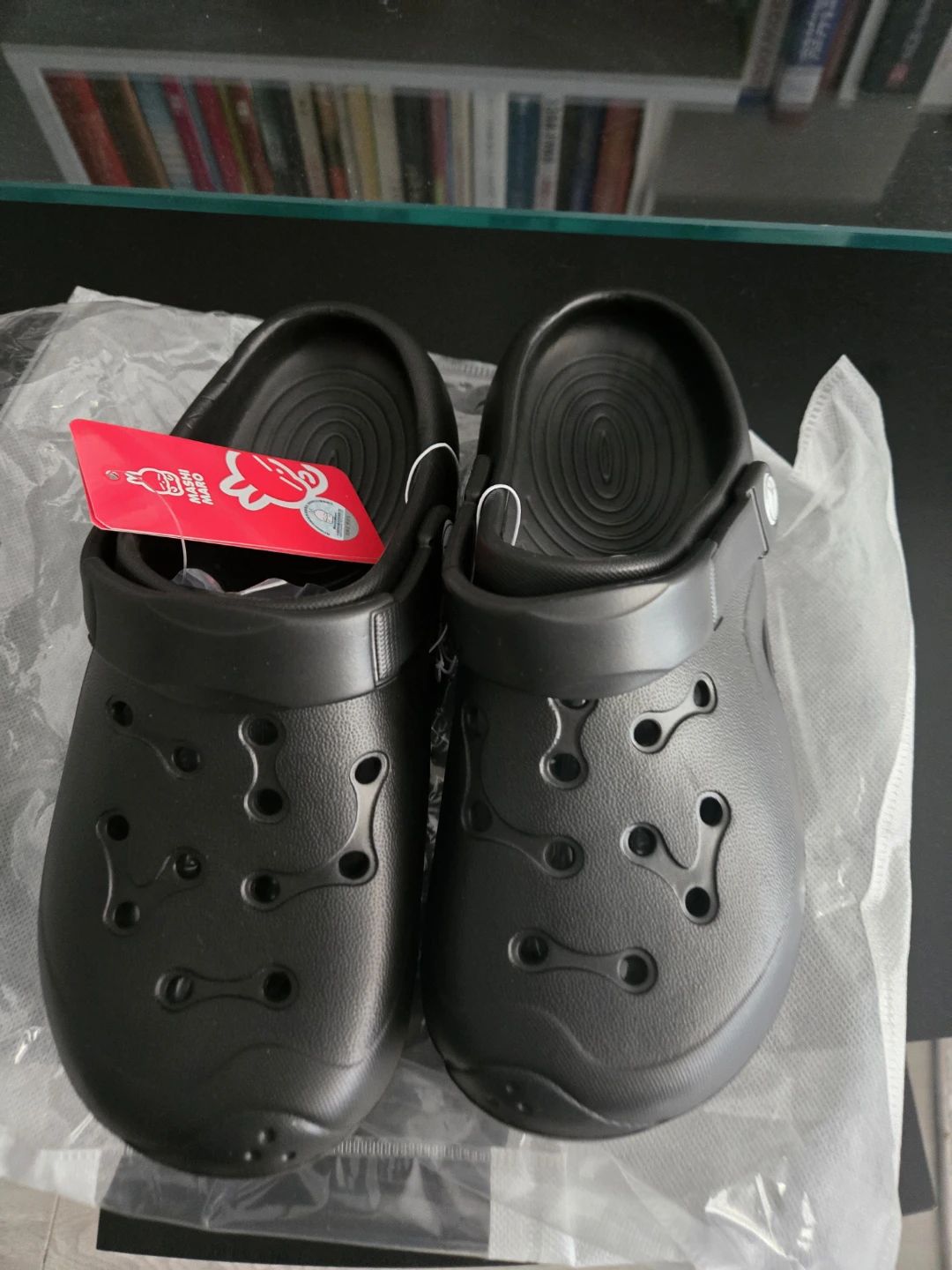 Mashi Maro Black Clogs size 38 to 39