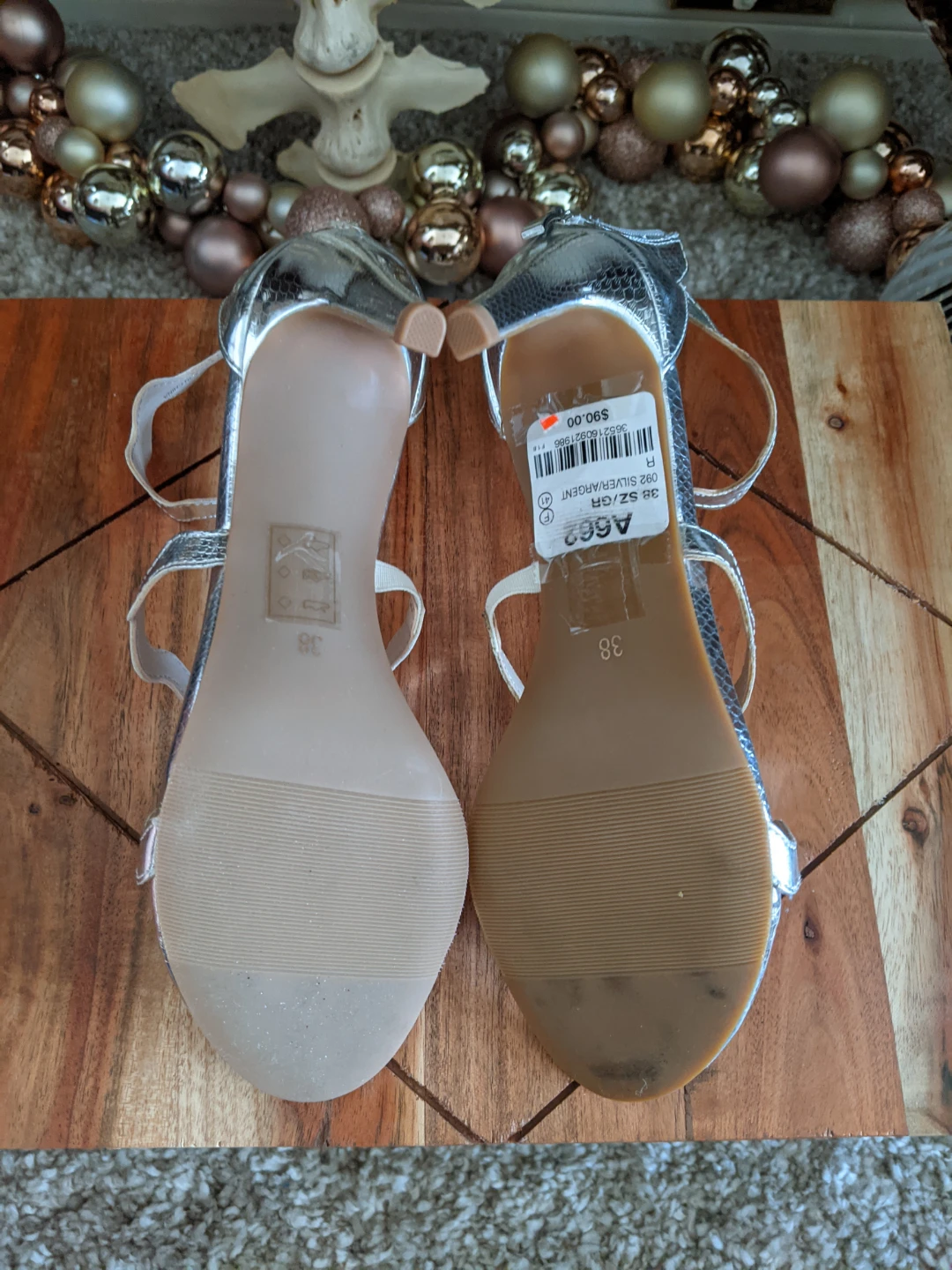 Le Chateau Silver Strappy Heels Size 38 - photo 4