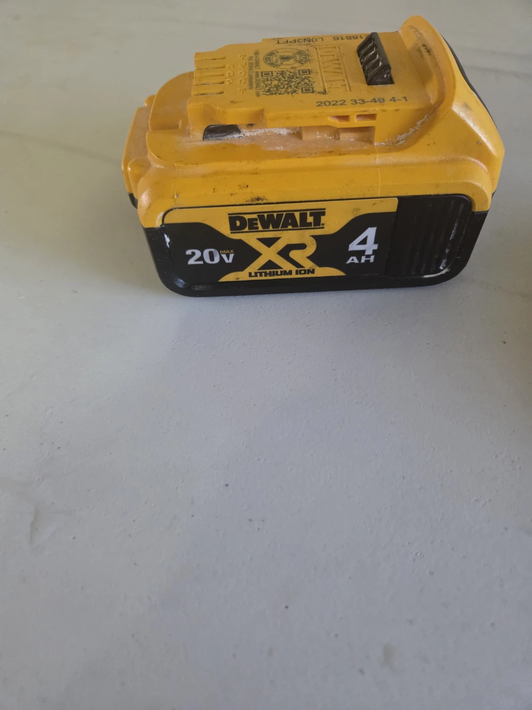 DEWALT 20V Lithium Ion Battery Pack - photo 2