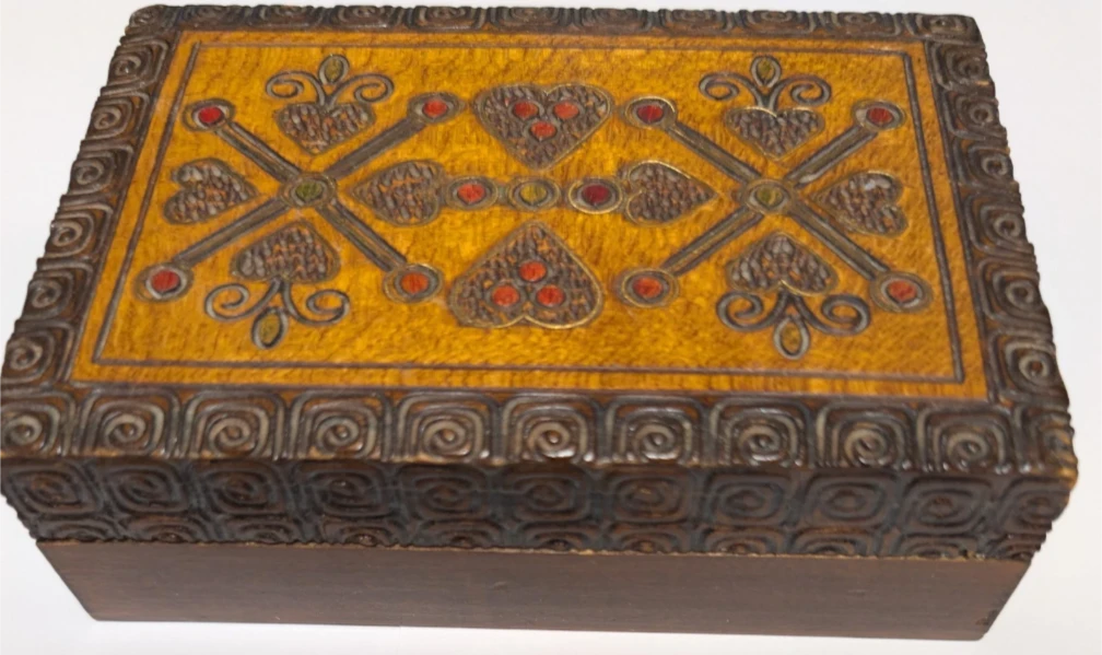 Assorted Costume Jewellery with Wooden Box - photo 3