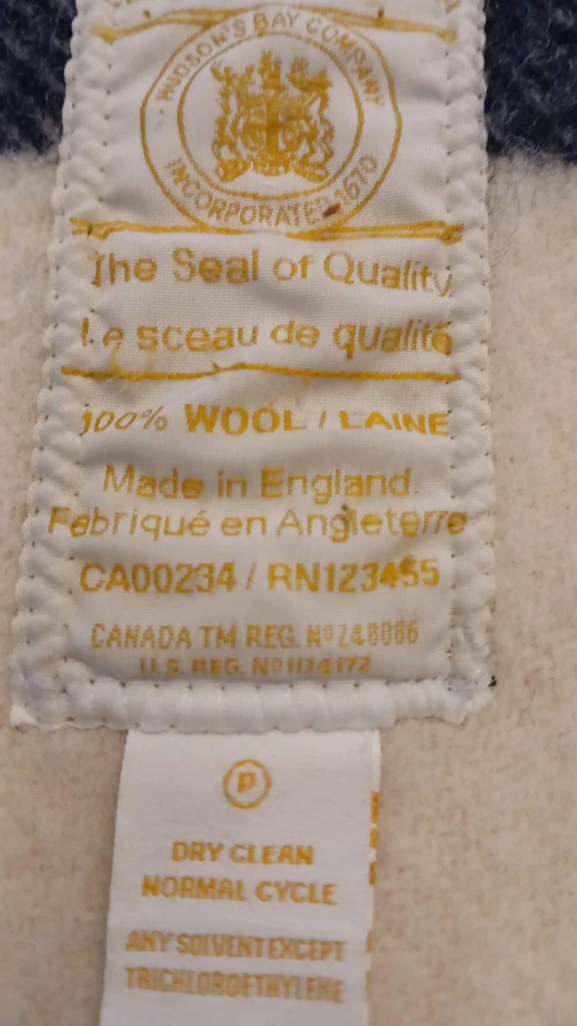 Hudson's Bay Company Wool Blanket - Caribou - photo 3
