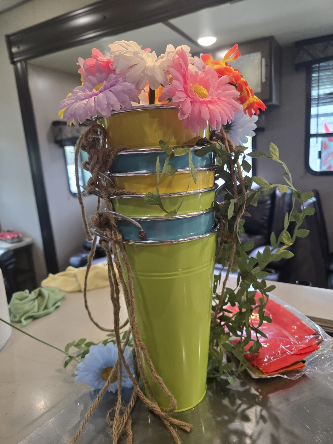 Stackable Metal Flower Pots with Jute Rope