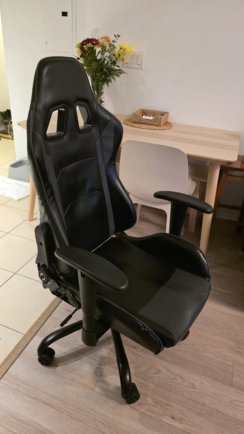 Black Gaming Chair