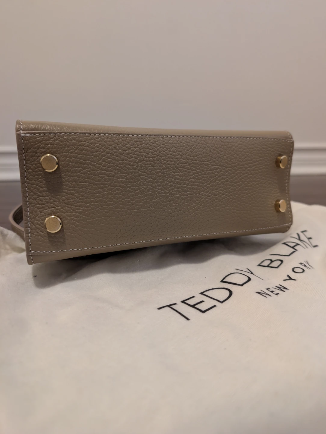 Teddy Blake New York Beige Leather Top Handle Bag - photo 4