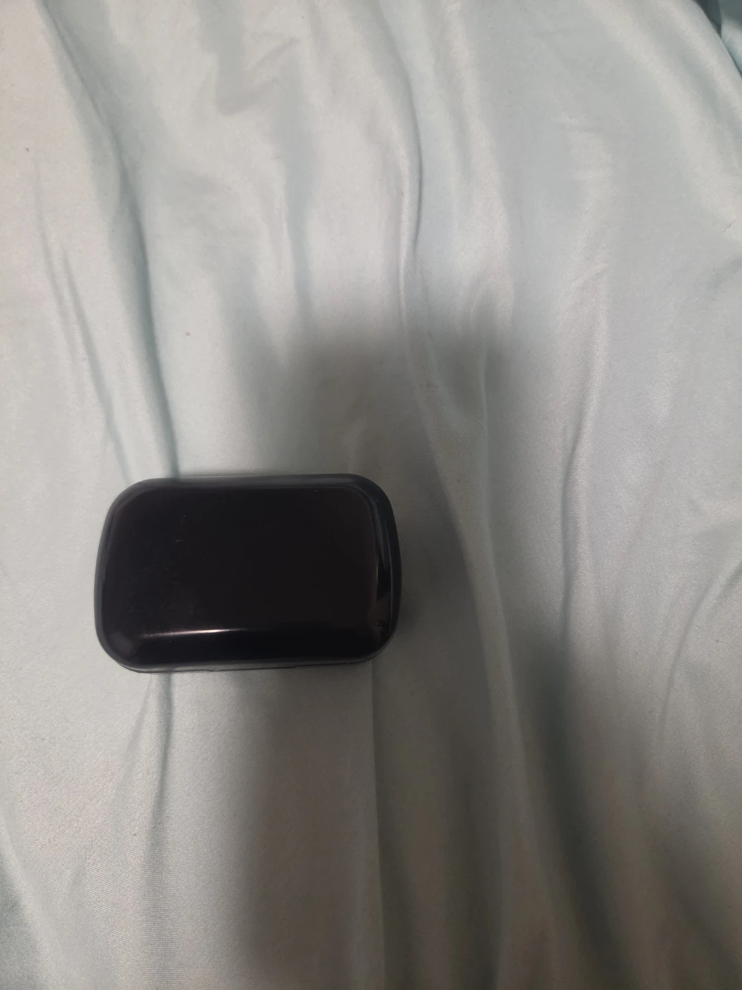Selling my used smart touch Bluetooth headphones - photo 2