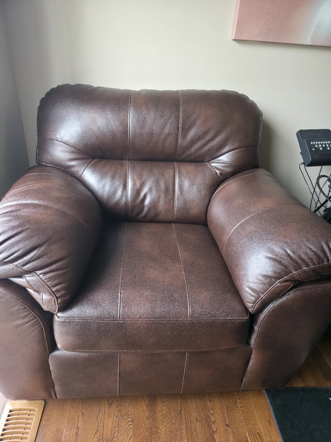 Living room set. ( sofa and dinning set)