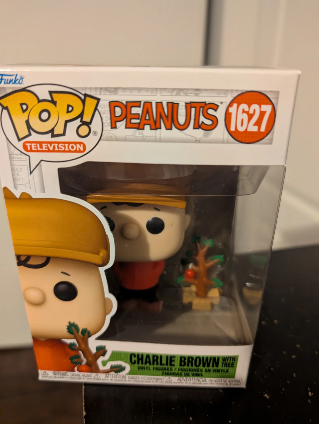 Funko Pop! Peanuts Charlie Brown with Tree #1627