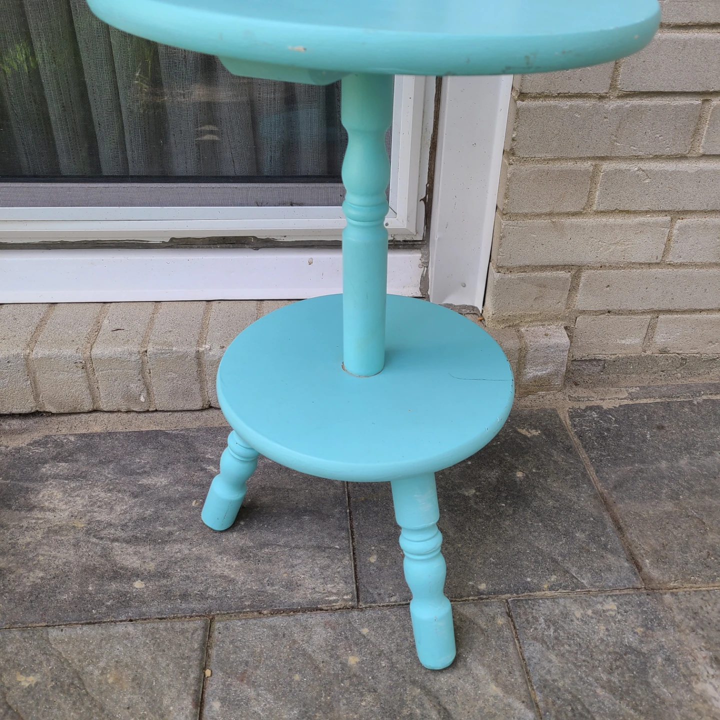 Cute light blue Accent Table for $10 - photo 4