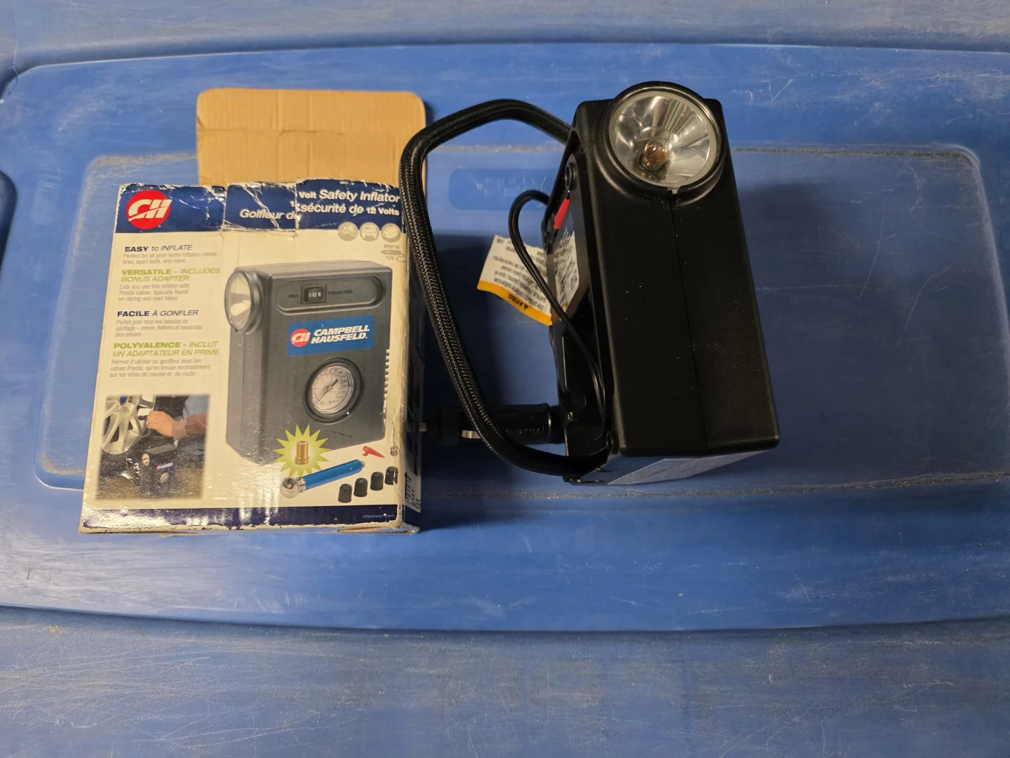 Campbell Hausfeld 12V Safety Inflator with Flashlight - photo 2