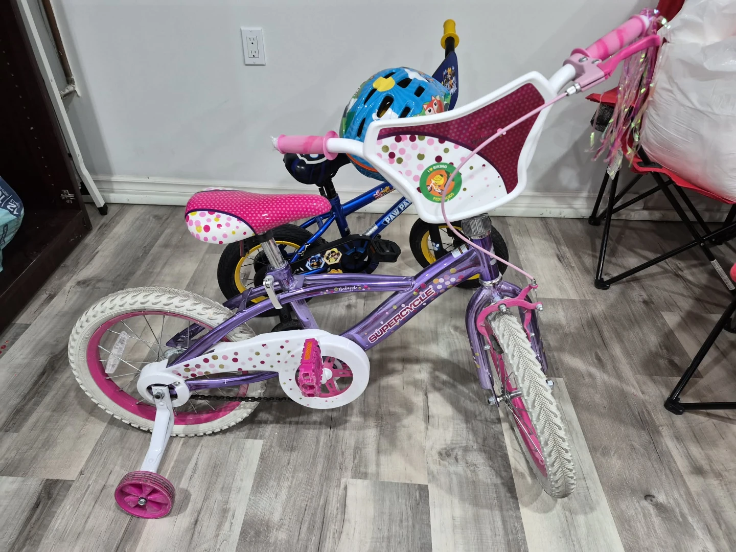 Kids Purple Supercycle Bike with Pink Unicorn Helmet - photo 2