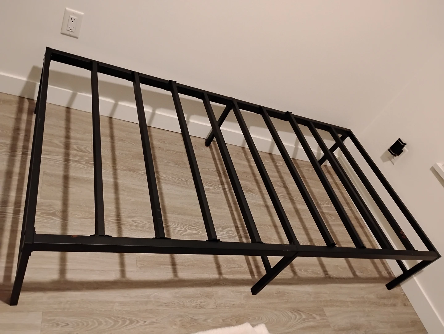 ( FREE )Black Metal Bed Frame ( TWIN) - photo 2